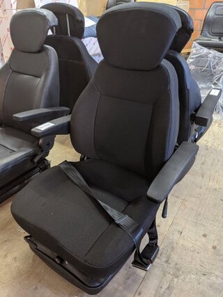 Luchtgeveerde stoel 12v, Succes, TLM 521, Zwart